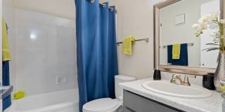 Verde Apartments Gallery 18