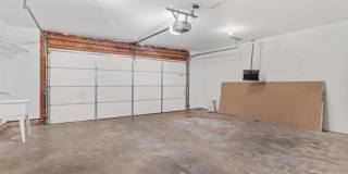 2621 JOHN MILTON Drive Gallery 35