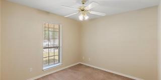 912 Willow Pond Street Gallery 16