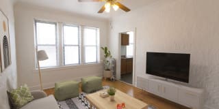 5415 S. Woodlawn Avenue 5415 S. Woodlawn Avenue Gallery 1