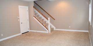 2105 Herrick Ave Gallery 37