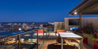 The Standard The Standard Gallery 18