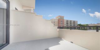 301 Altara Avenue Gallery 15