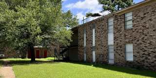 2400 Goodwin Avenue - Building 2 Gallery 22