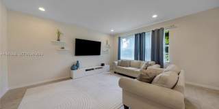 932 Banyan Dr Gallery 6