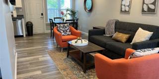 1816 N Mcdowell Street Gallery 1