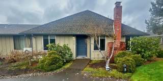 2 Bed / 2 Full Bath Single-Level Townhome in Timberhill Gallery 1