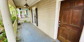 Renovated larg single family home! 2,200+ sf Gallery 1