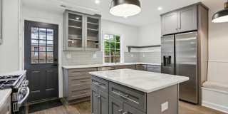 323 34TH Street NE Gallery 7