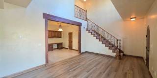 Three Bedroom Town home in Tuscan Hills Gallery 8