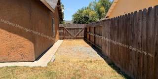 4 Bed/ 2 Bath Available Now! Gallery 34