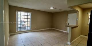 2290 NW North River Dr Gallery 22