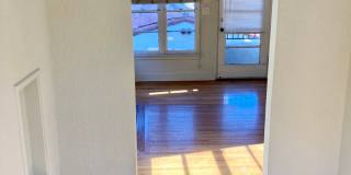 Spanish Craftsman Garden Apartments Bankers Hill Gallery 25