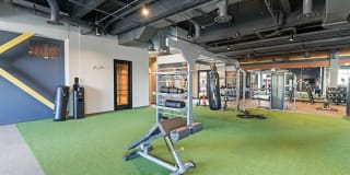 Student Housing - Yugo Urbana Illinois Gallery 15