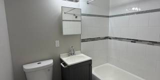 Experience Luxury Living at Bellagio Living I: Modern Apartments in Lawrence, Indiana Gallery 5