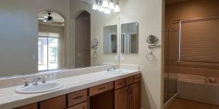 BEAUTIFUL 4 BEDROOM, ONE STORY HOUSE IN LINCOLN! Gallery 17