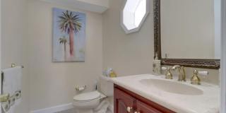 562 Goldcoast Ct Gallery 17