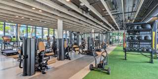 ATLANTIC SQUARE Gallery 25