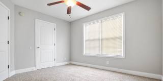 Pet Friendly Four Bedroom with Basement! Gallery 16