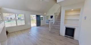 Spacious 3 bed / 2 bath in the More Mesa area Gallery 1