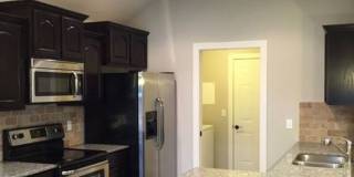 BEAUTIFUL HOME IN GREAT LOCATION! Gallery 16