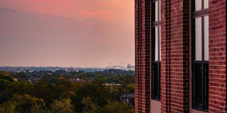 7600 Broadway Gallery 20