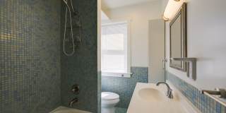Great 3 Bedroom 2 Bath Renovated townhome in H St corridor Gallery 32