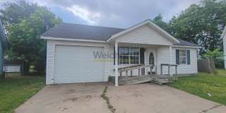 3bed/2bath house with fenced backyard Gallery 3