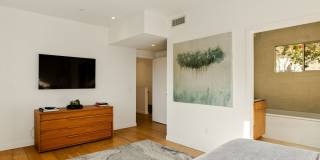 8469 FRANKLIN Ave Gallery 11