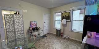 25 Linden St. Gallery 5