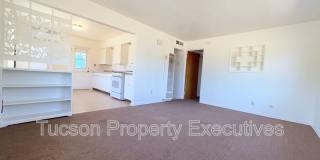 2831 E Adams Street Gallery 18