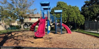4555 Larwin Gallery 30