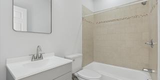 1919 W Diamond St Gallery 6