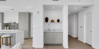 9201 E Bay Harbor Dr Gallery 10
