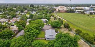 2227 NE 3rd Avenue Gallery 25