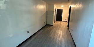 1660 E Main Street unit: 2D Gallery 7