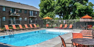 Edgewater Court Apartments Gallery 5
