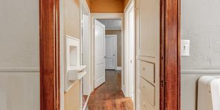 1 Bed 1 Bath apartment in Okc close to Plaza District! Gallery 27