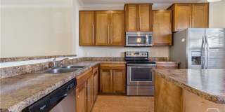 116 Ventura Place Gallery 10