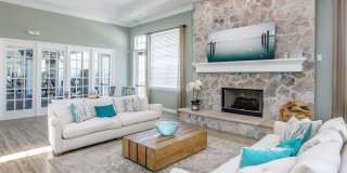 Lake House Apartments Gallery 1