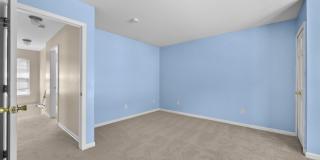 886 St. Clair Avenue Gallery 29