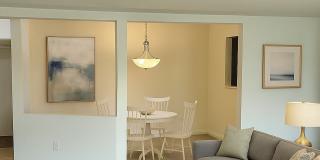 Kenley Square Gallery 4