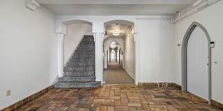 2510 Central Avenue Gallery 10