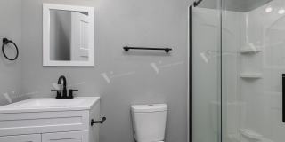 806 South Avenue Gallery 11