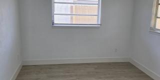 FOR RENT!!! SIMPLY STUNNING AND SPACIUS 3 BED 2 BATH SINGLE FAMILY HOME.. Gallery 30