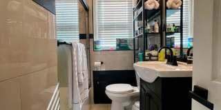 Stunning 3-Bed Twin Home in Lansdowne! Available May 1st! Gallery 21