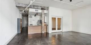 900 S PETERS Street Gallery 5