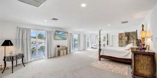 2889 NE 35th St Gallery 87