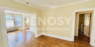 Spacious Upper-Level Duplex in the Heart of South Minneapolis. Gallery 6