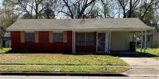 2000 Avondale Drive Gallery 1